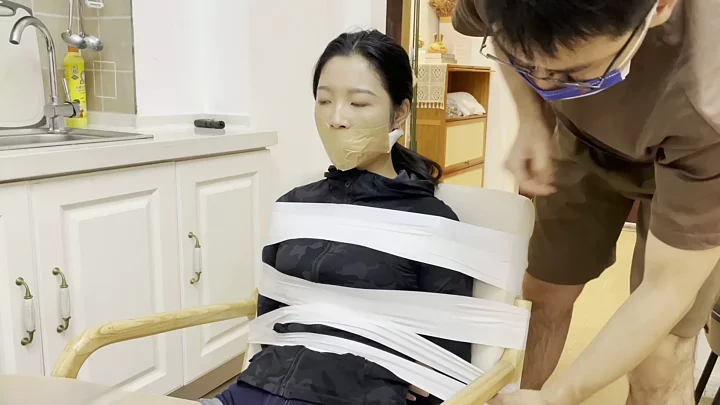 Screenshot 2 from Bound Art Records: Chinese Frogtie & Tape Gag Chair Bondage