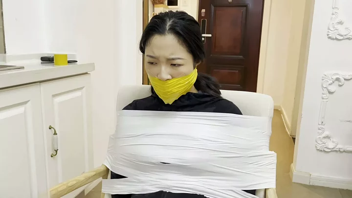 Screenshot 6 from Bound Art Records: Chinese Frogtie & Tape Gag Chair Bondage