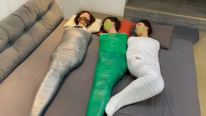 Screenshot 8 from Taped & Tied: Three Asian Girls’ Mummy Wrap Escape Challenge