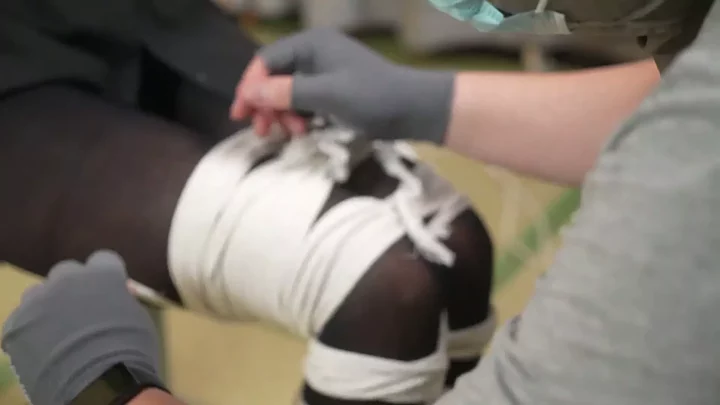 Screenshot 7 from Elephant Man Studio: Aoao’s Intense Cotton Rope Ordeal