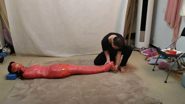 Screenshot 7 from Willing Studio: Scarlet Silkworm Cocoon Entrapment