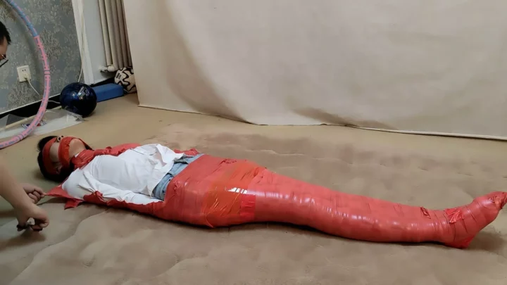 Screenshot 9 from Willing Studio: Scarlet Silkworm Cocoon Entrapment