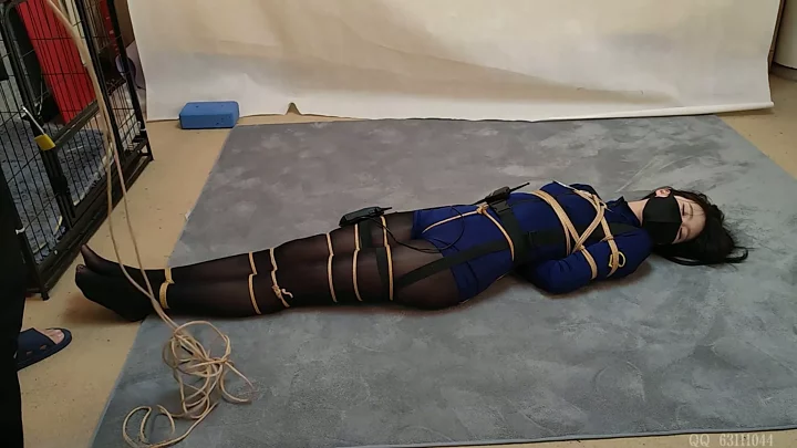 Screenshot 7 from Willing Studio: Yang Rui’s Interrogation – Bound Female Detective