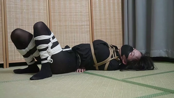 Screenshot 3 from Elephant Man Studio: Aoao’s Intense Back Hand Leg Tie