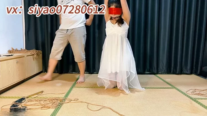 Screenshot 7 from Huan Huan’s Extreme Studio Session: Frogtied & Ballgagged