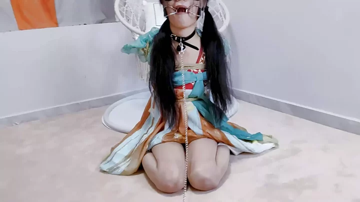 Chair-tied, gag, stick stimulation, Japanese-style tight bondage のスクリーンショット 9