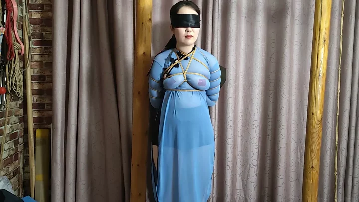 Screenshot 2 from Willing Studio: Coco’s Plump Curves in Transparent Bondage