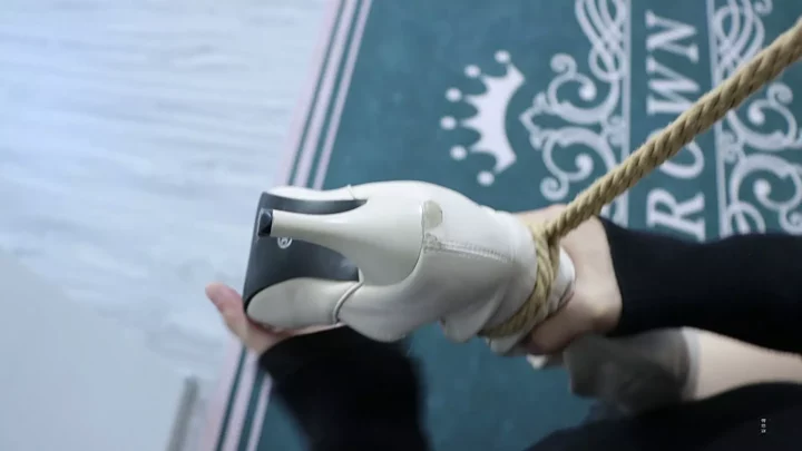Screenshot 3 from Nan Yu’s Fall