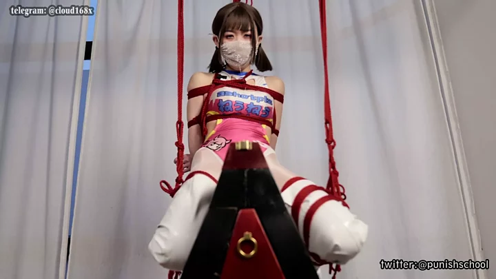Screenshot 9 from Pure swimsuit and white boots girl