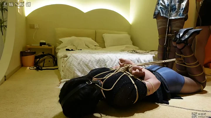 Screenshot 6 from Meixis: Cheongsam Transvestites Endure Horse-Dropped Agony