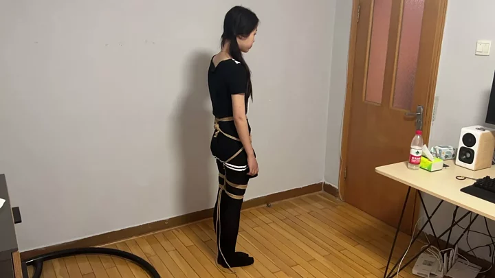 Screenshot 2 from The black silk sister, was forced to suffocate and cry out of control