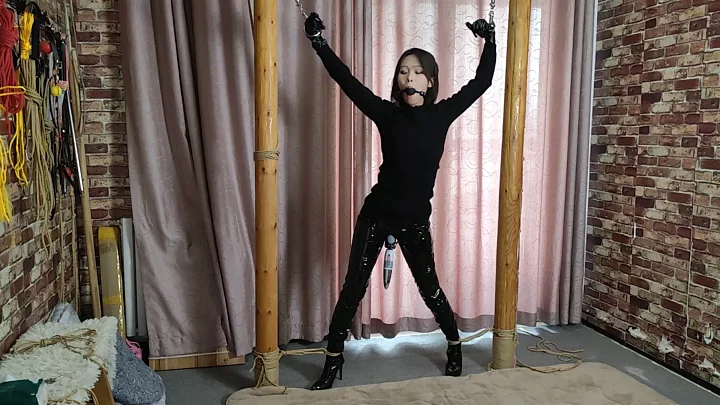 Screenshot 7 from Chen Xueyan’s Restrained Ordeal by Willing Studio
