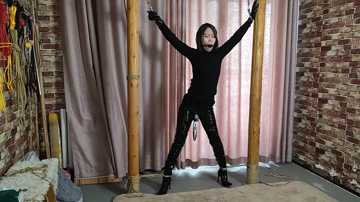 Screenshot 8 from Chen Xueyan’s Restrained Ordeal by Willing Studio