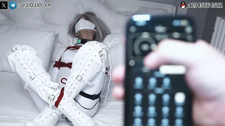 Screenshot 7 from Milky white full-cover PU tights and white boots