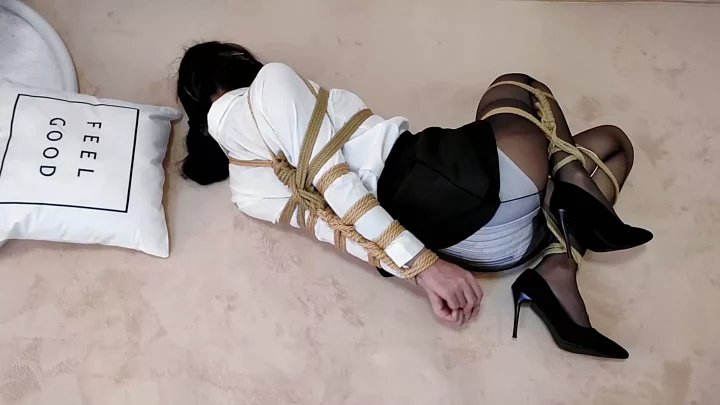 Screenshot 4 from Customer-Ordered Shooting – European Straight Arm Tightening