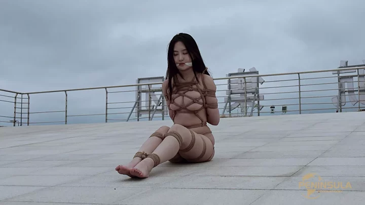 Screenshot 5 from Jinan Rope: Missing Clothes & Bound Outdoors