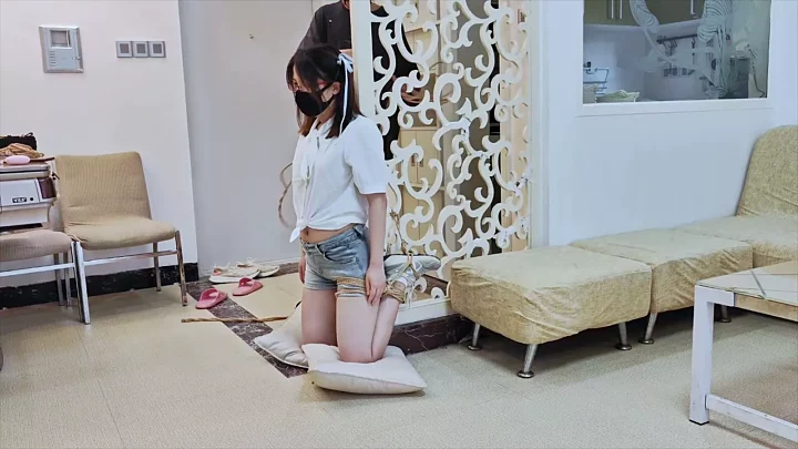 Screenshot 5 from Haisha – Hanging and corporal punishment of pure sporty girl next door