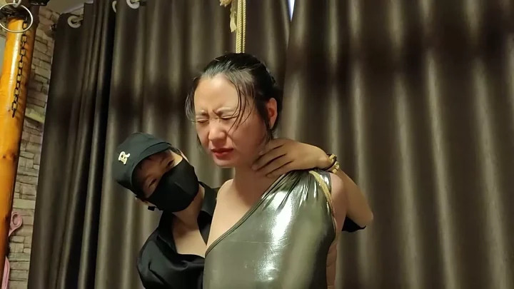 Screenshot 3 from Zi Han’s Agonizing Deepthroat Gag Training: Beloved by One Rope