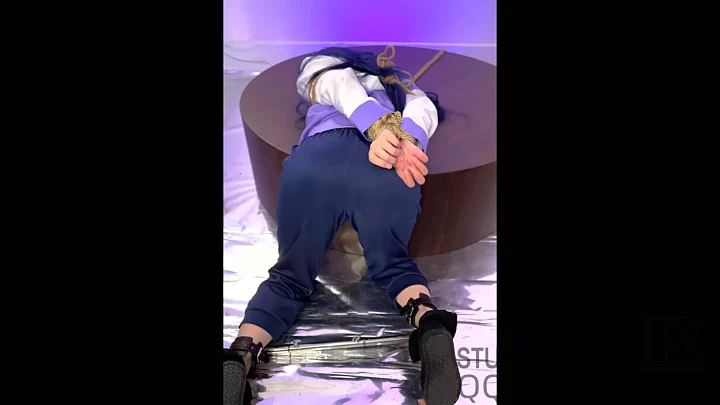 Screenshot 4 from Restrain Hinata