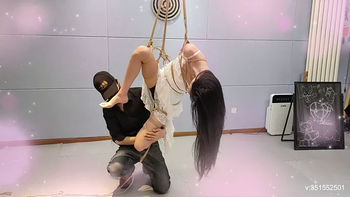 Screenshot 8 from Chen Jingshu’s Rope Art Dream