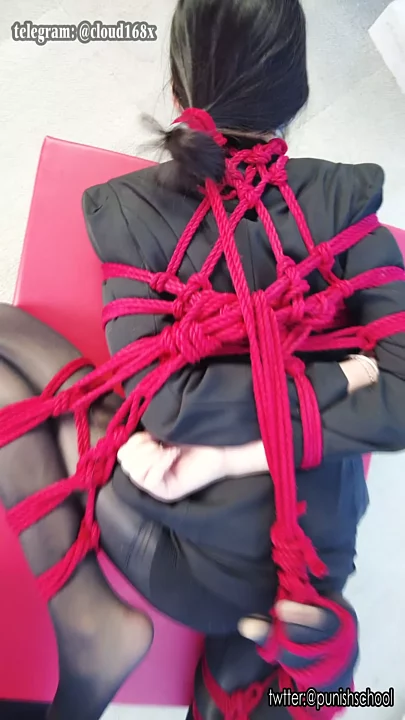 Screenshot 5 from Dangerous Interview Black Silk OL Uniform Bondage Four Horses
