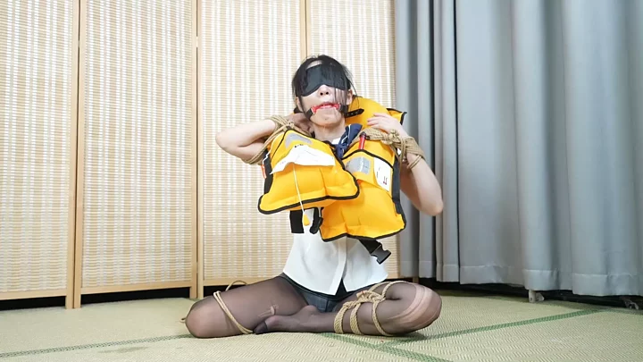 Elephant Man: Stewardess K9 Struggle & Sensory Deprivation