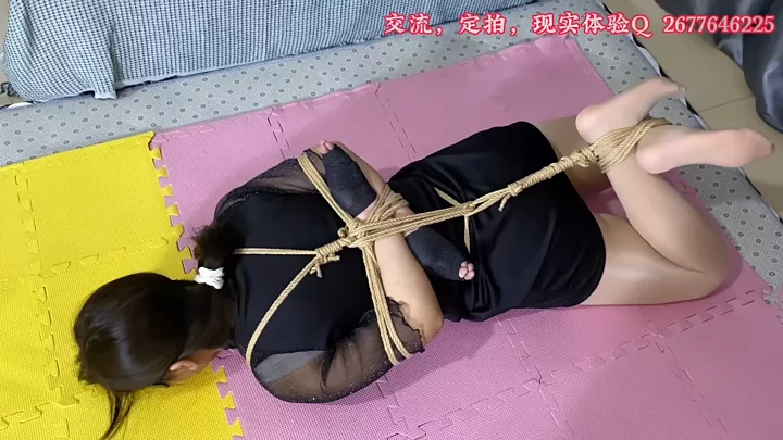 Bondage teasing, horse-riding rolling