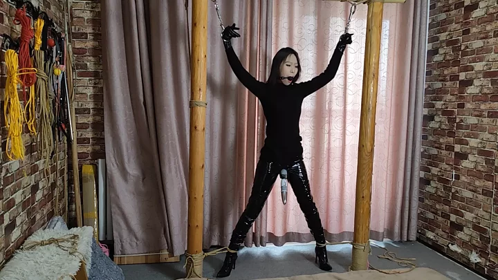 Chen Xueyan’s Restrained Ordeal by Willing Studio
