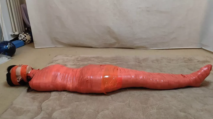 Willing Studio: Scarlet Silkworm Cocoon Entrapment