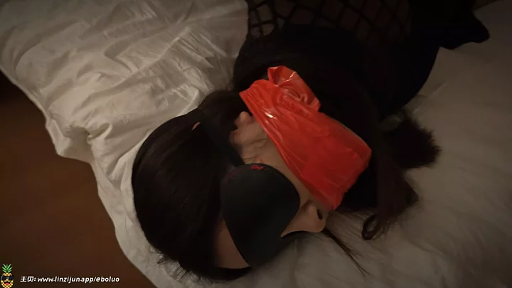 Screenshot 1 from Tied up while preparing for class late at night